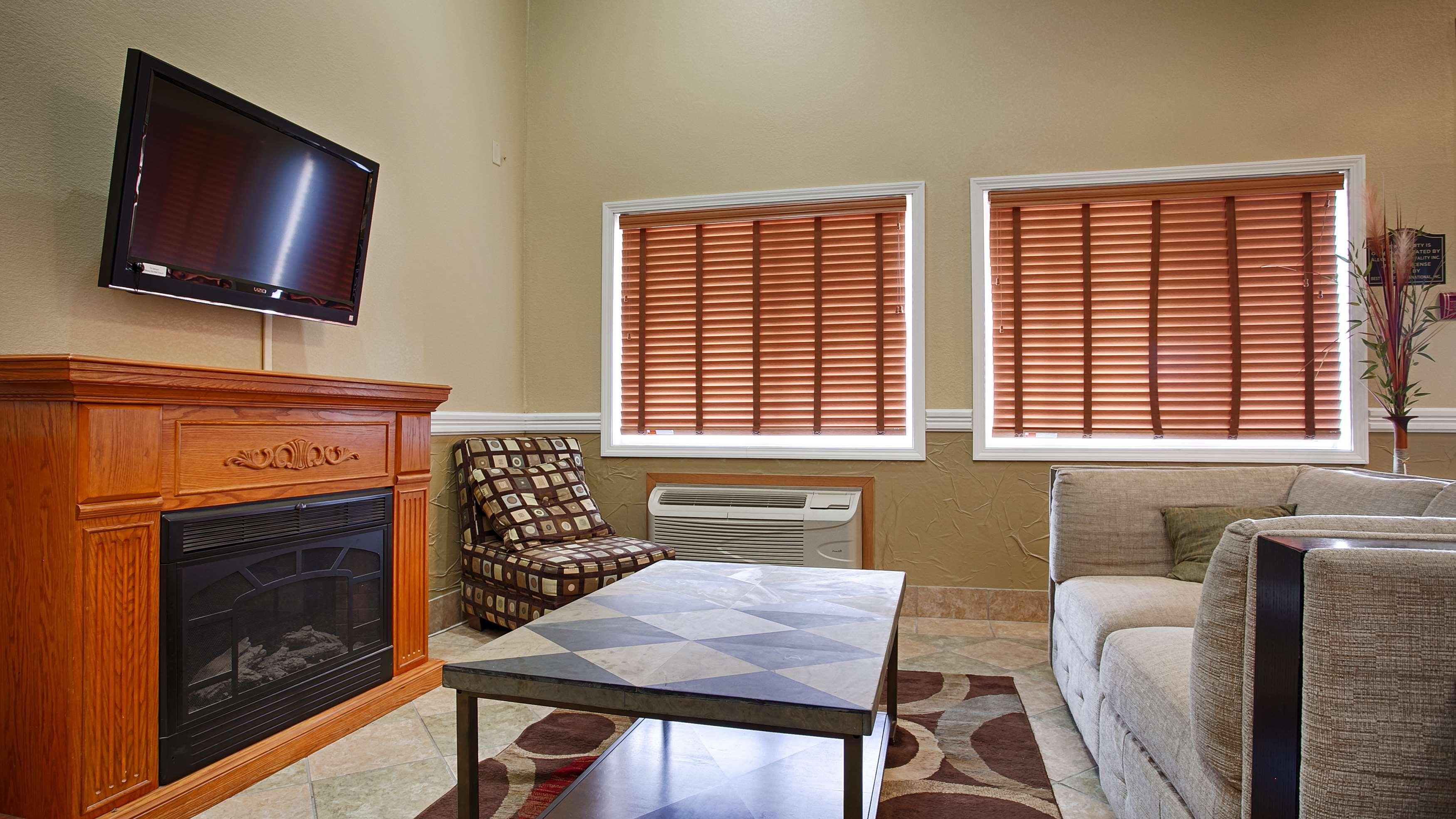 Best Western Alexandria Inn Exterior photo